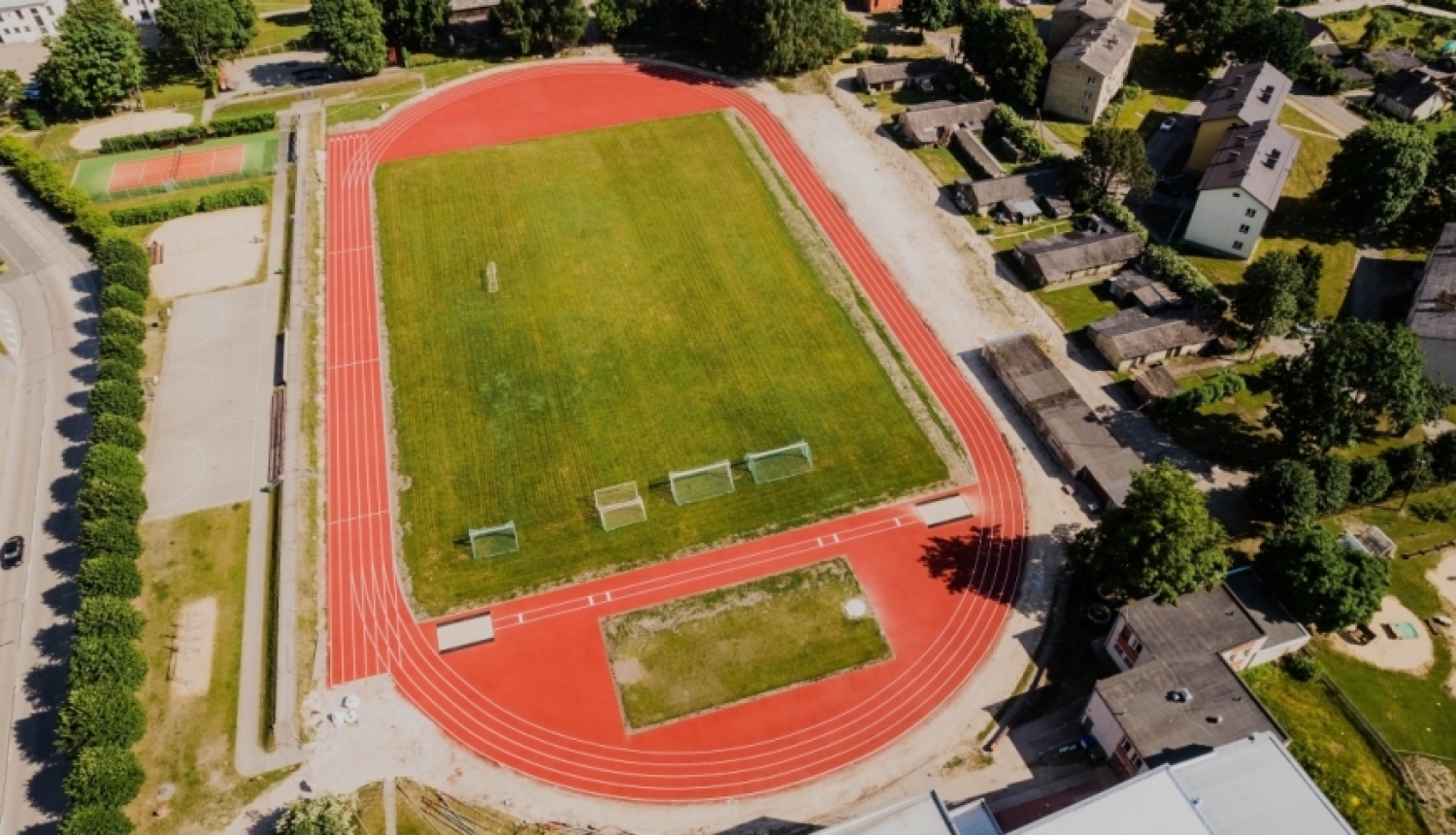 Saņemts apstiprinājums projektam "Ozolnieku Sporta skolas stadiona sporta spēļu laukumu atjaunošana"