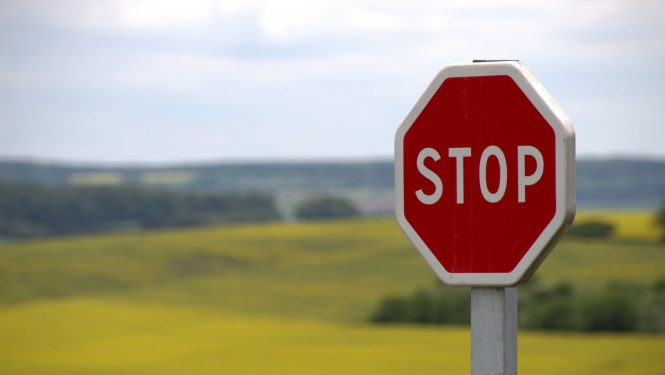 stop zīme