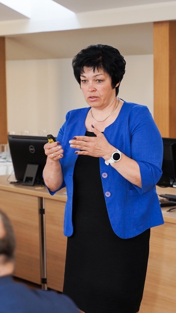 Ministrs Plešs reģionālajā darba vizītē apmeklē Jelgavas novadu