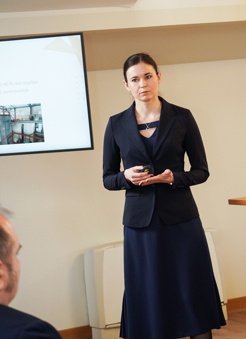 Ministrs Plešs reģionālajā darba vizītē apmeklē Jelgavas novadu