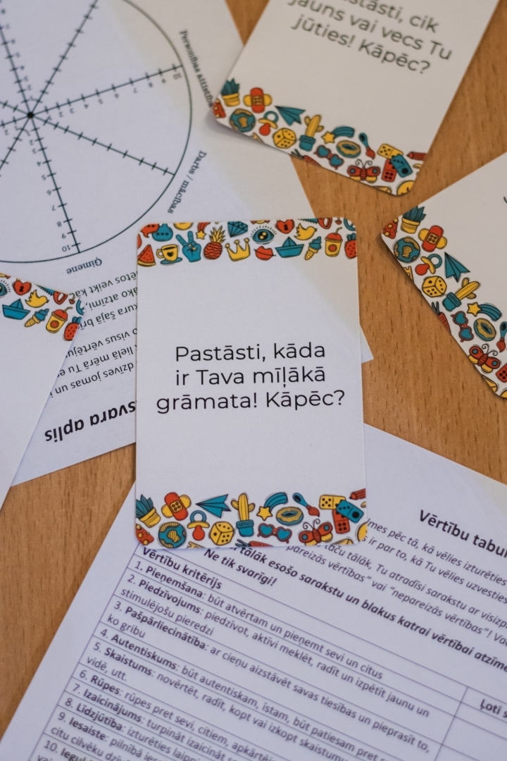 “AISBERGS” AR MIĶELI RĒDLIHU