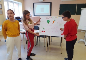 Staļģenes vidusskola gūst pieredzi mācību procesa vadīšanai un skolēnu brīvā laika pavadīšanai dabā