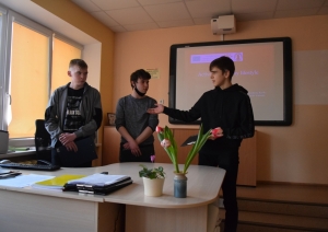 Staļģenes vidusskolas skolēni prezentē savus projektu darbus