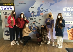 Ozolnieku vidusskolas skolēni un pedagogi Erasmus+ projekta “Mobilais muzejs” sanāksmē Itālijā