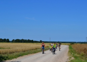Jaunieši projekta ietvaros dodas velobraucienā „Savas vides apzināšanās”