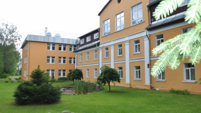Lielplatones pamatskola - atbalsta centrs