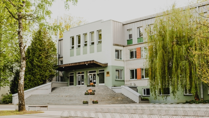 Ozolnieku vidusskola