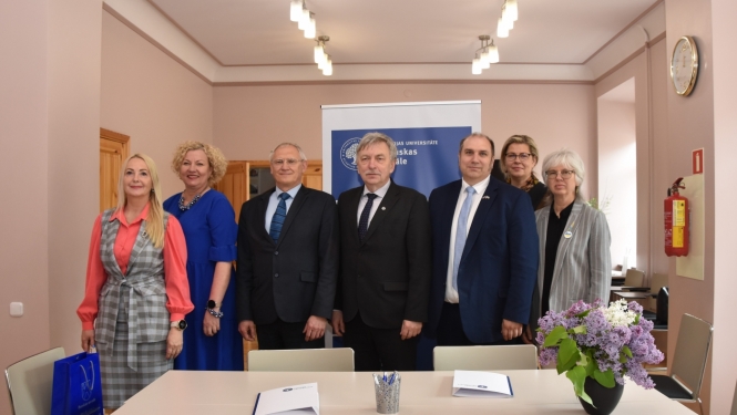 Sadarbības līguma parakstīšana ar Latvijas Universitāti