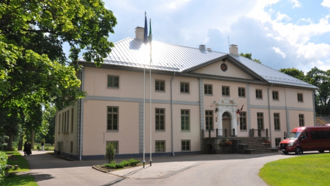 Apstiprināta Vilces pamatskolas direktore