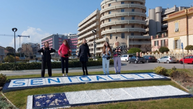 Ozolnieku vidusskolas skolēni un pedagogi piedalās Erasmus+ projekta “Mobilais muzejs” sanāksmē Itālijā, Senigālijā