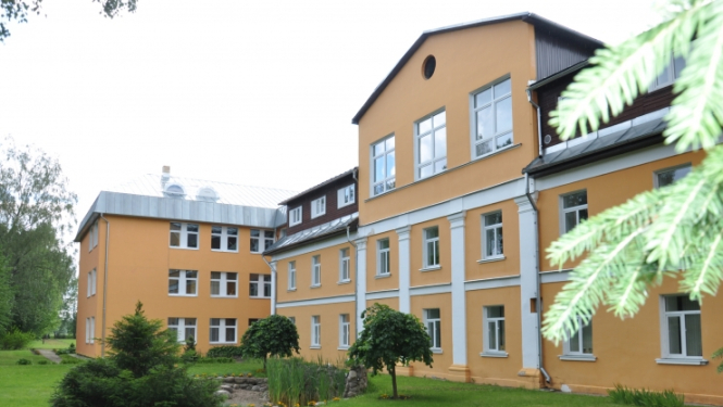 Lielplatones pamatskola - atbalsta centrs