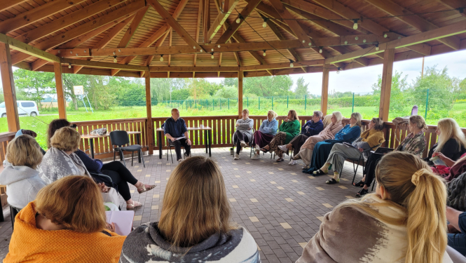 Pašizaugsmes skola sievietēm