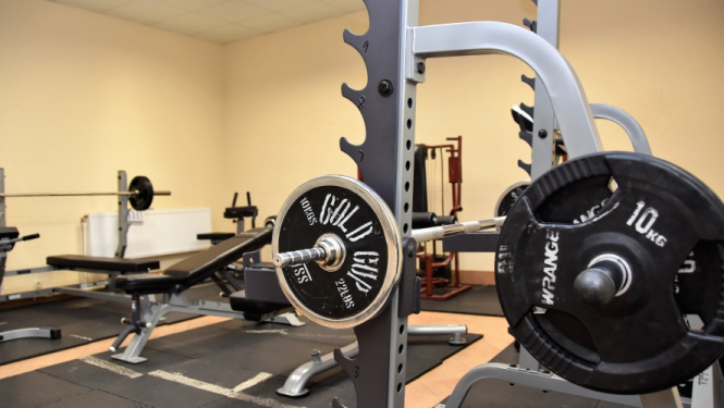 Lielplatonē atvērs nelielu trenažieru zāli