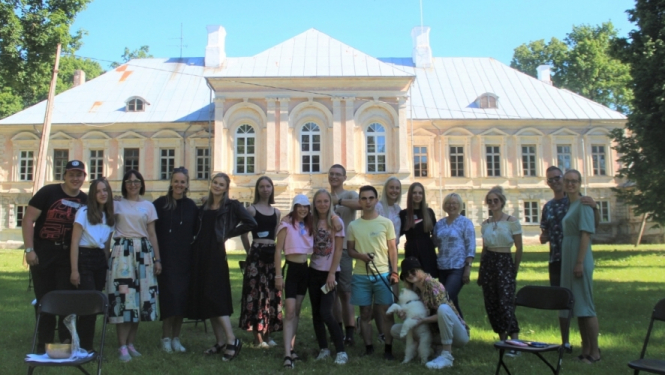 Īstenotas mācības neformālā izglītībā darba ar jaunatni plānošanai ilgtermiņā