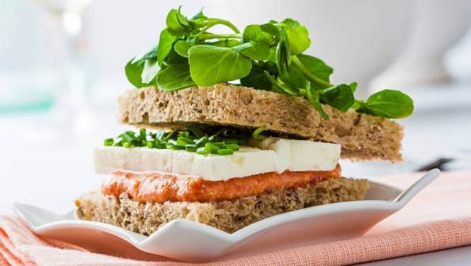 Aicinām uz nodarbību “Veselīgu uzkodu pagatavošana līdzņemšanai”