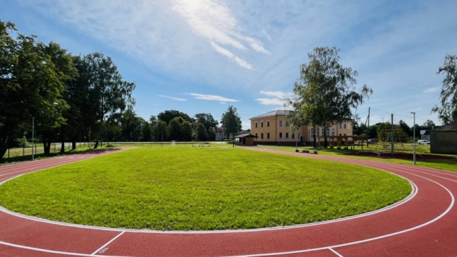 KULK ir pabeidzis Elejas sākumskolas teritorijas labiekārtošanu