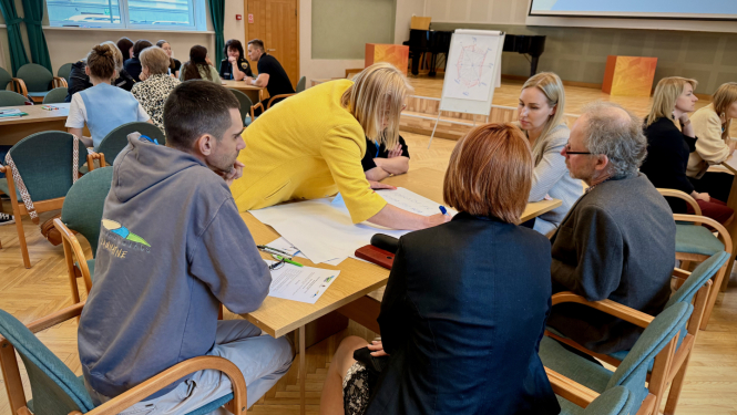 Uzsākta mentoru sistēmas izstrāde jauniešiem Jelgavas novadā