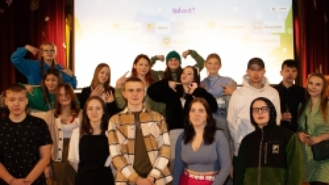 22 jauniešu komandas sacenšas erudīcijas pasākumā “Limuzīns Jaungada krāsās 2023”