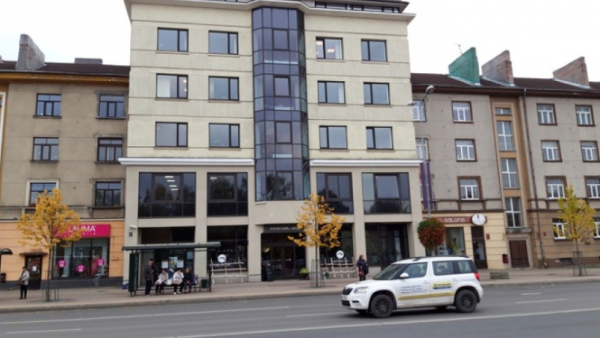 Par “Jelgavas novada KU” valdes locekli apstiprina Dinu Stašānu