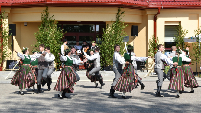 Valgundes plāksnes atklāšana