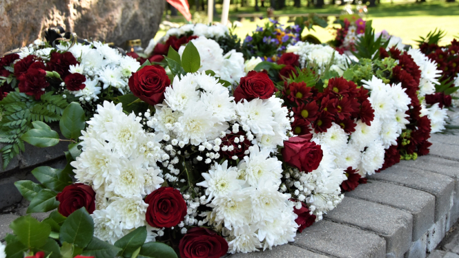 KOMUNISTISKĀ GENOCĪDA PIEMIŅAS DIENA