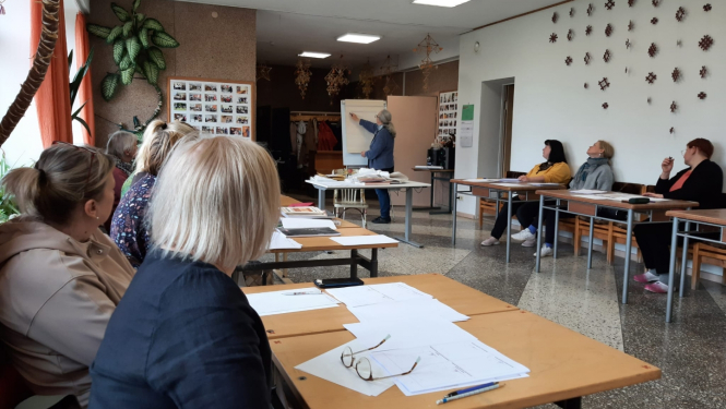 Zemgales etnogrāfiskā krekla šūšanas prasmju saglabāšana Jelgavas novadā