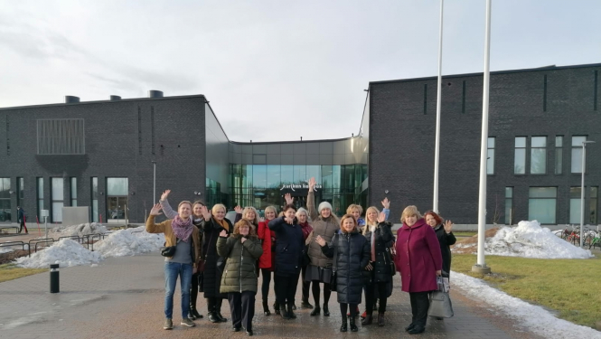 Karjeras izglītības speciālisti iepazīst labās prakses piemērus Somijā