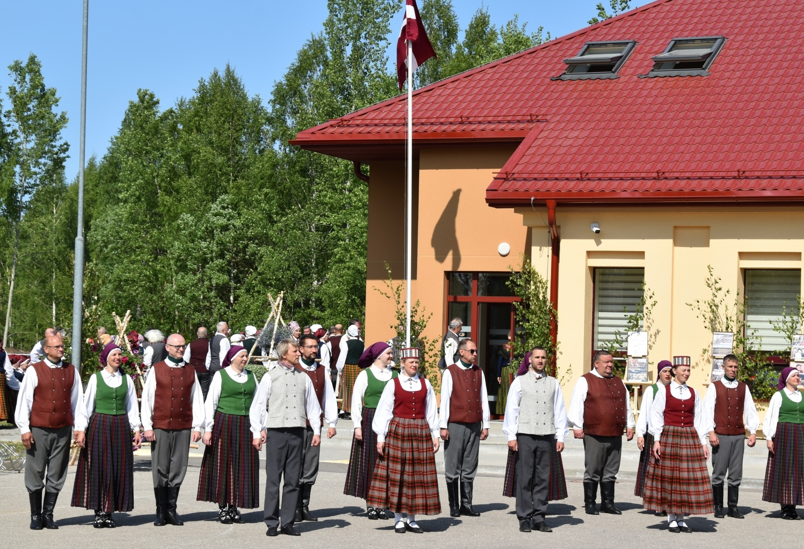 Valgundes plāksnes atklāšana