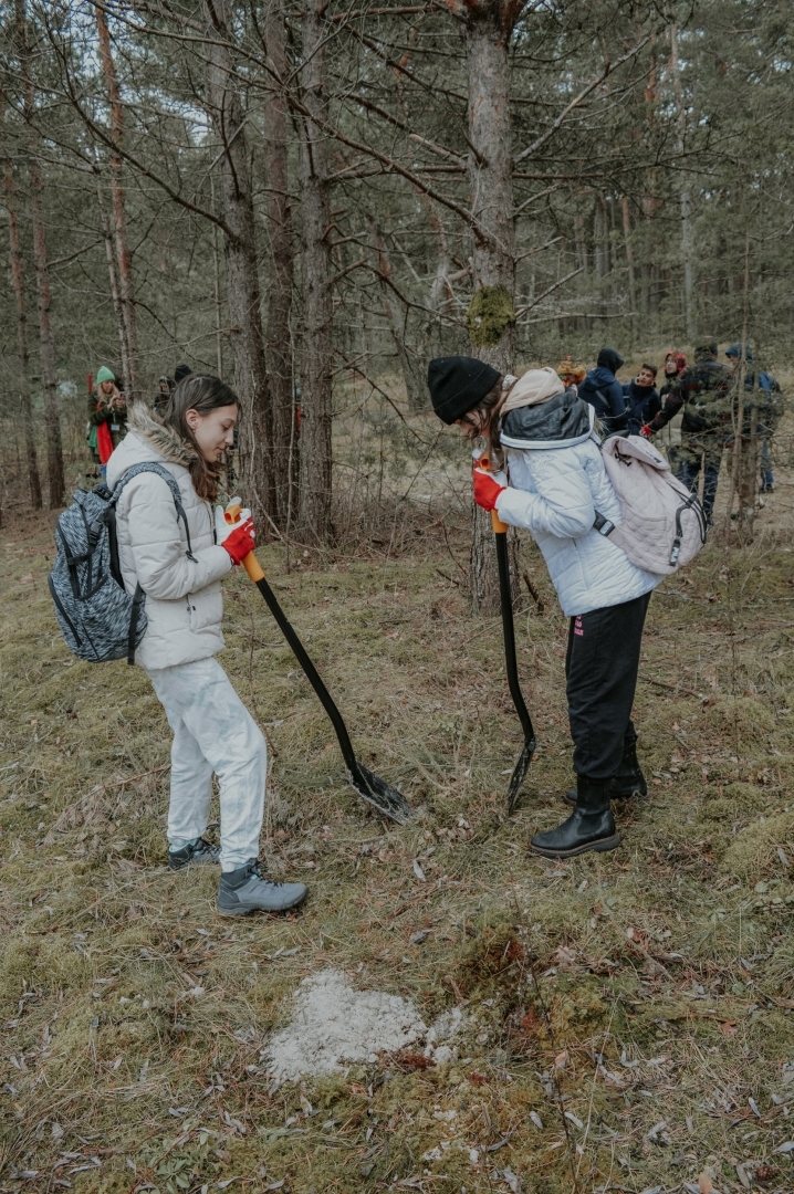 Aizupes pamatskola uzņem projekts