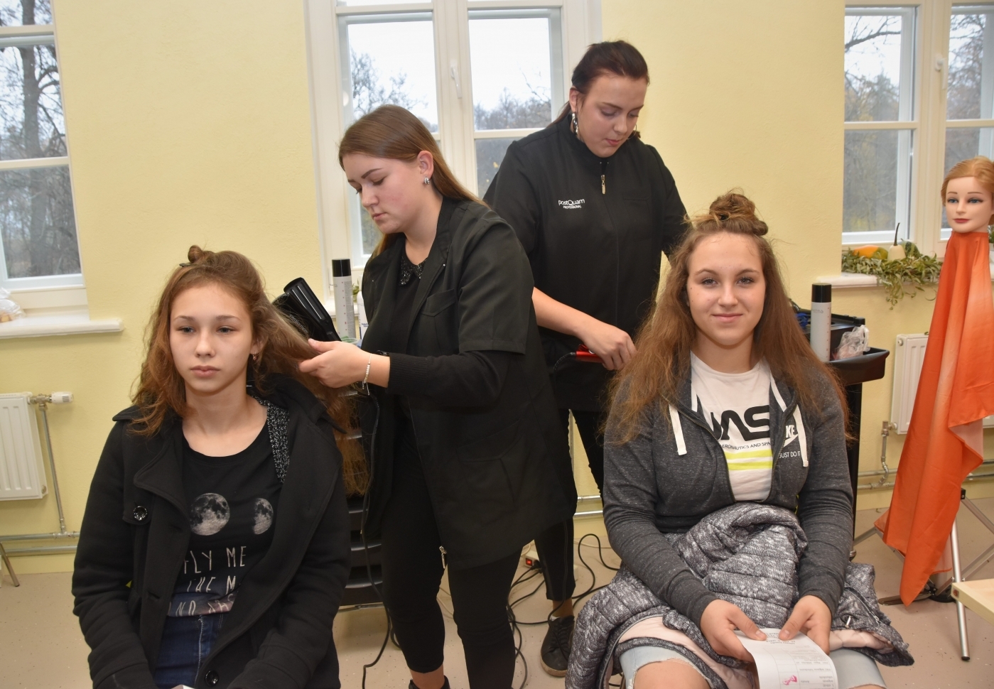 Karjeras nedēļā Jelgavas novada skolēni izzina nākotnes profesijas