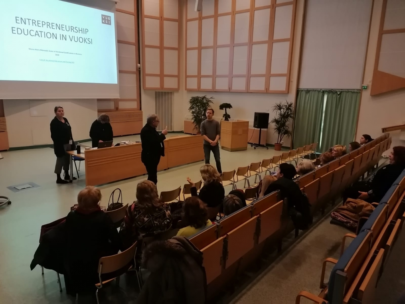 Karjeras izglītības speciālisti iepazīst labās prakses piemērus Somijā