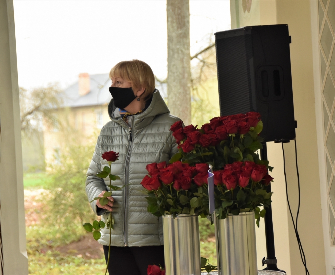 Senioru apbalvojumu pasniegšana