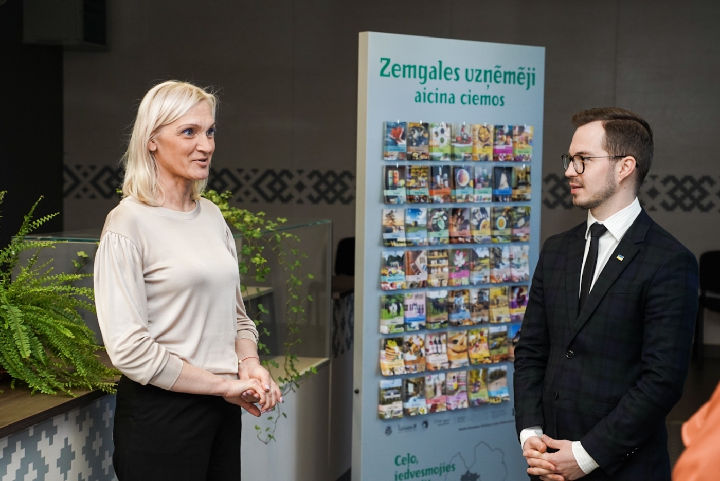 Ministrs Plešs reģionālajā darba vizītē apmeklē Jelgavas novadu