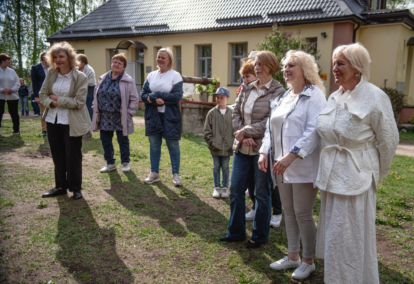 Baltie svētki Tīreļos, Ārsta mājā