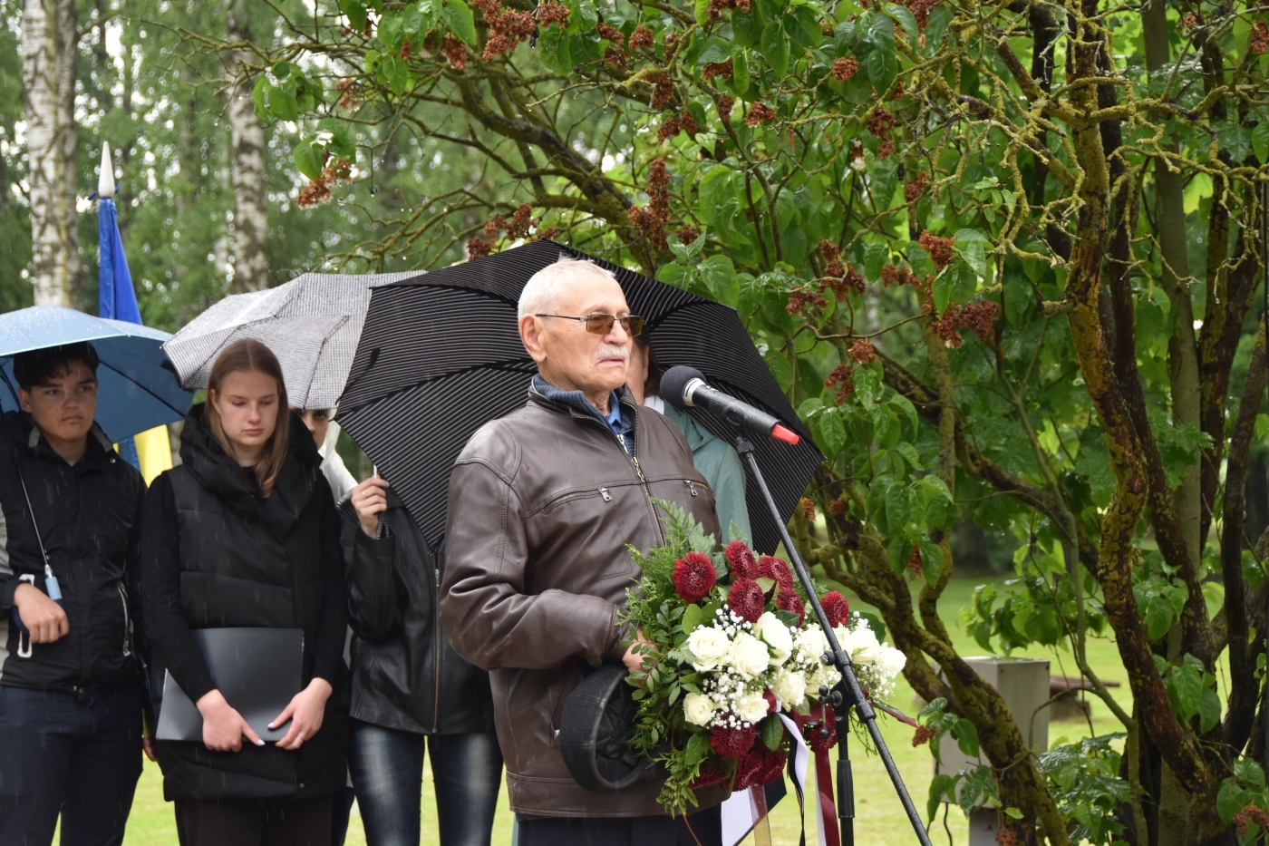 Komunistiskā genocīda upuru piemiņas pasākums Svētbirzī