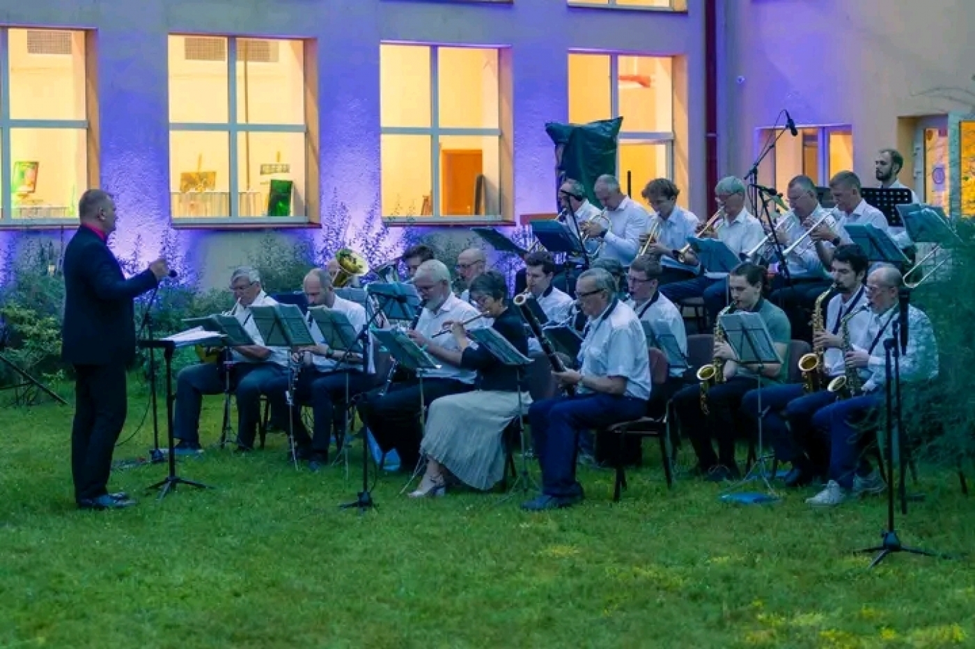 Mākslas diena un zaļumballe Salgales pagastā