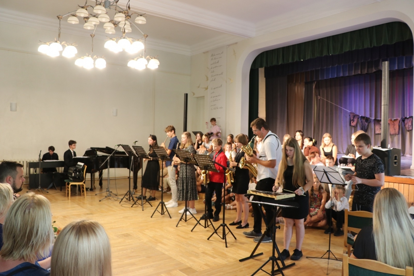 Noslēgusies Jelgavas novada Mūzikas un mākslas skolas vasaras nometne "Izkrāso pasauli 2022"