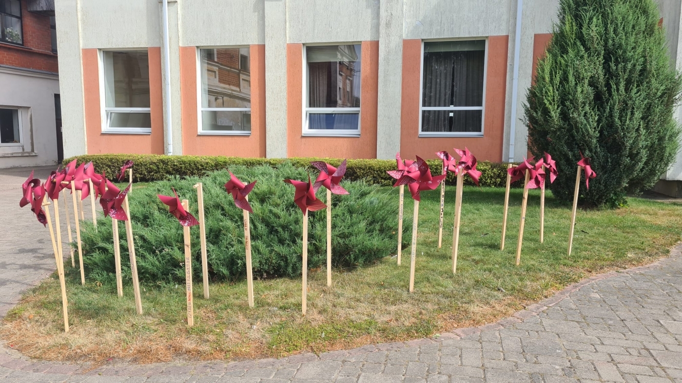 Noslēgusies Jelgavas novada Mūzikas un mākslas skolas vasaras nometne "Izkrāso pasauli 2022"
