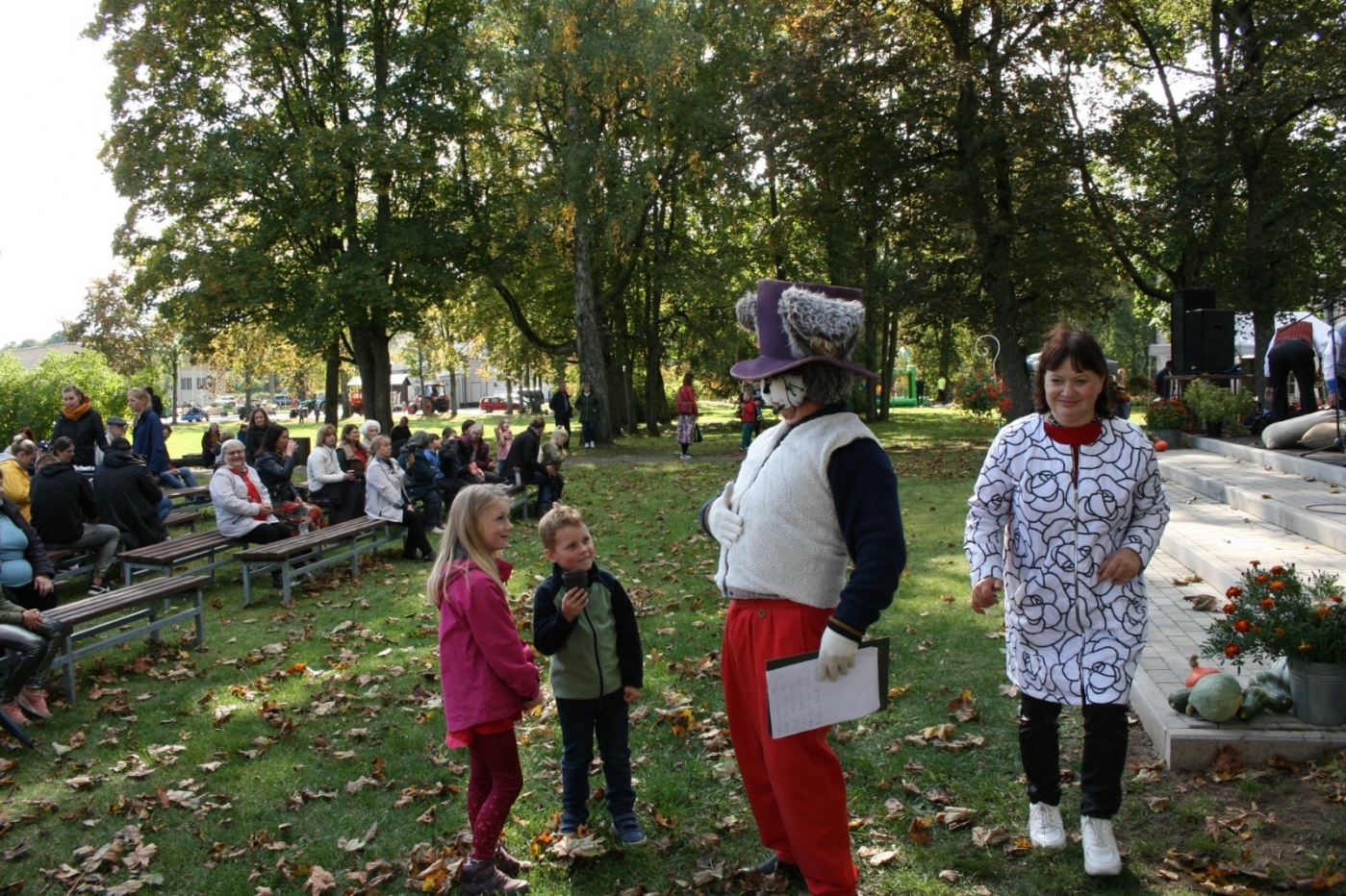 Aktīvās atpūtas diena "Visi uz Vilci!" rudenīgajā Vilces muižas parkā