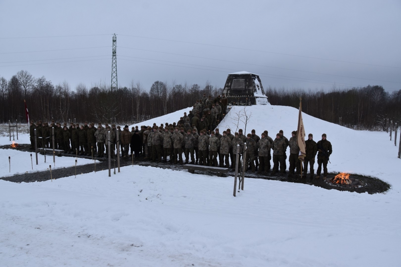 Piemiņas skrējiens par godu Latvijas Kara skolas brīvības cīņās 14 kritušajiem kadetiem