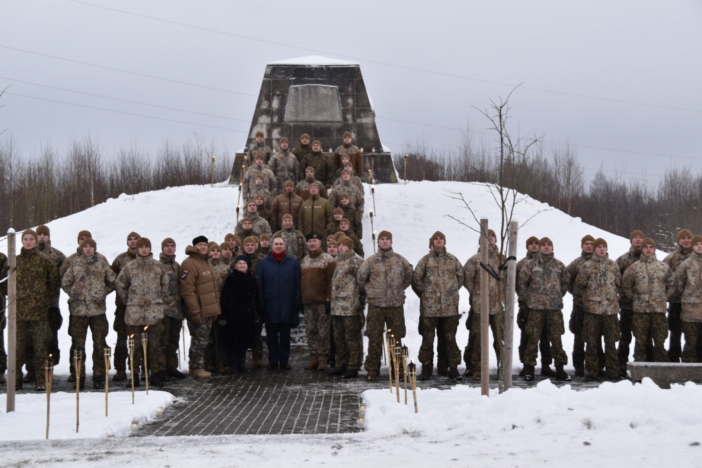 Piemiņas skrējiens par godu Latvijas Kara skolas brīvības cīņās 14 kritušajiem kadetiem