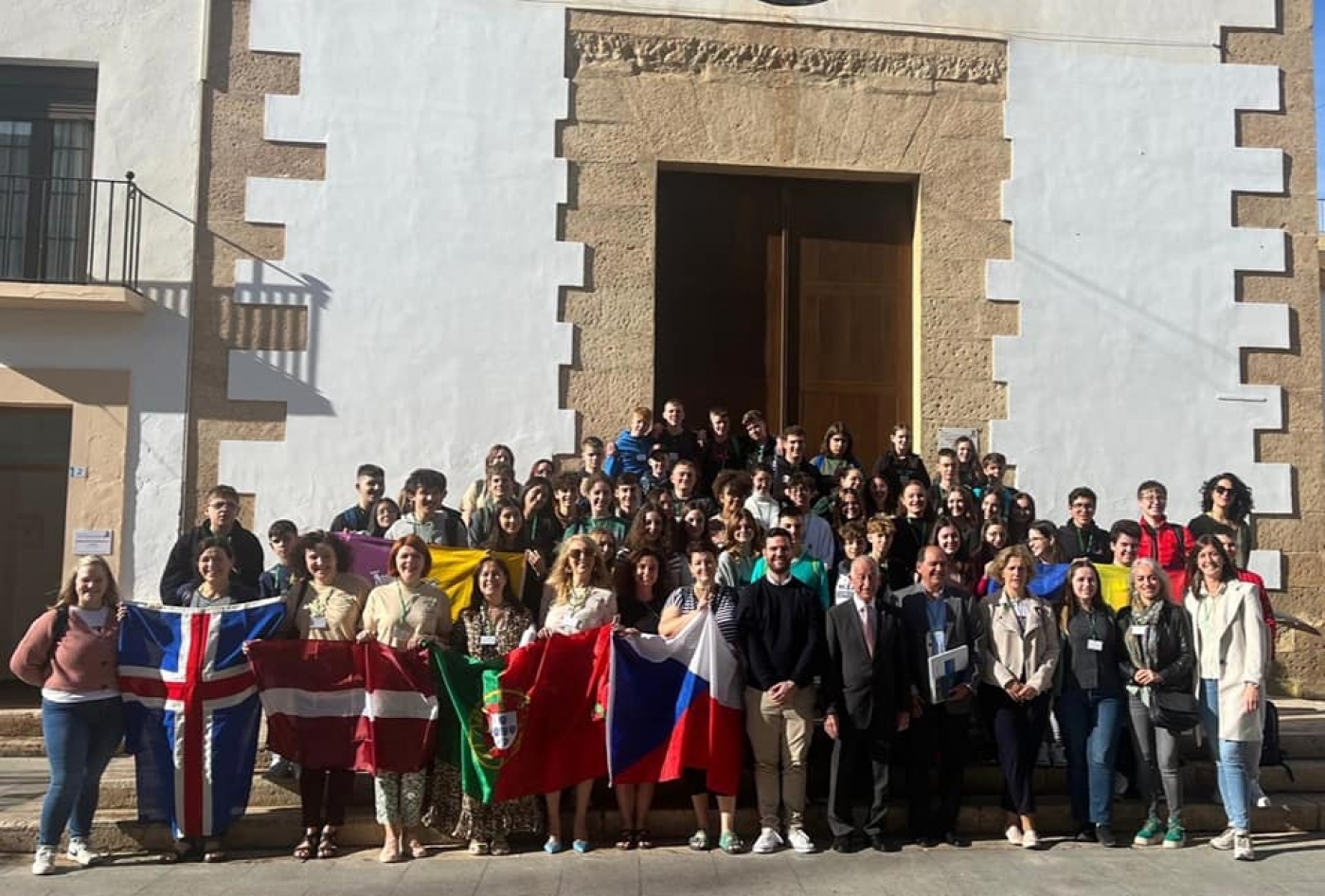 Aizupes pamatskolas izglītojami ar pavadošajem pedagogiem paplašina redzesloku Spānijā