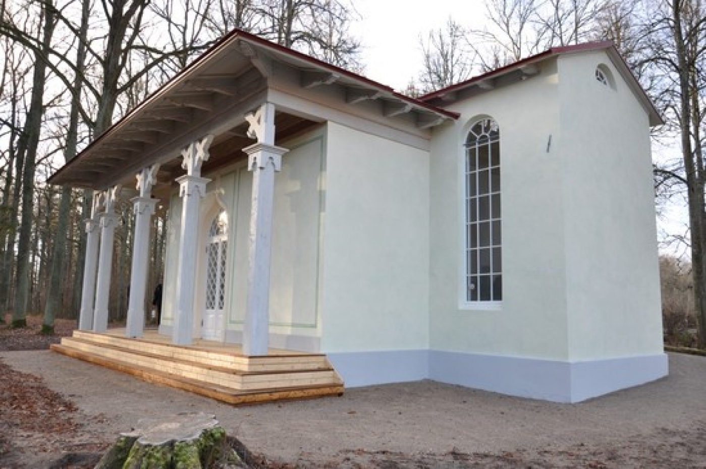 Foto: Pēc rekonstrukcijas atklāts Elejas Tējas namiņš