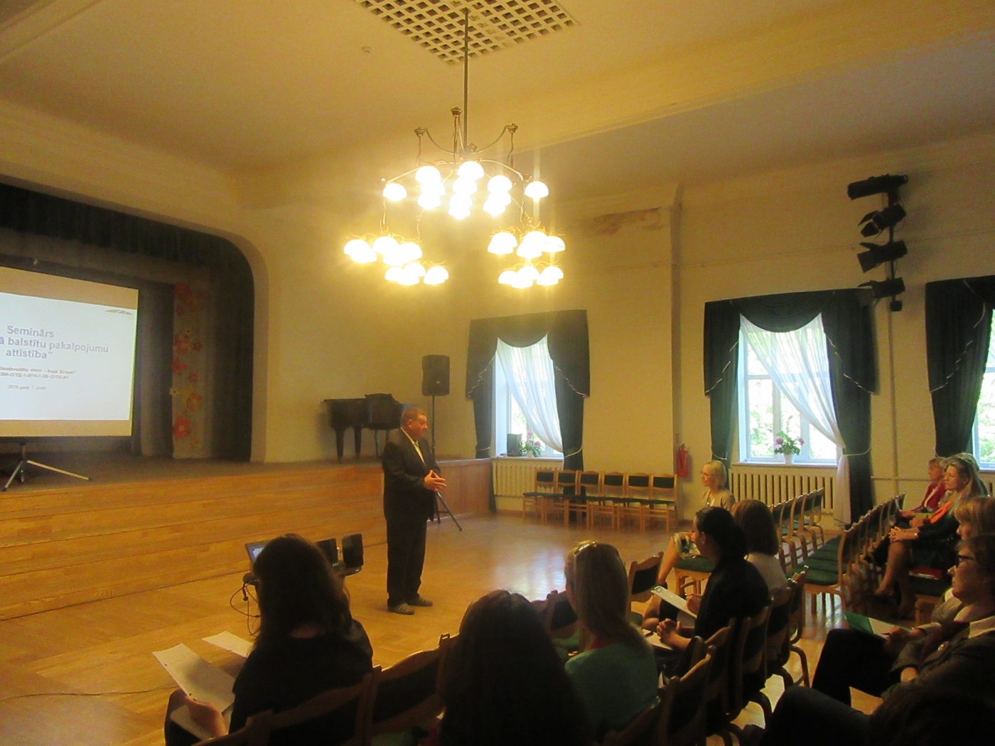 Jelgavas novadā noticis seminārs “Sabiedrībā balstītu pakalpojumu attīstība”