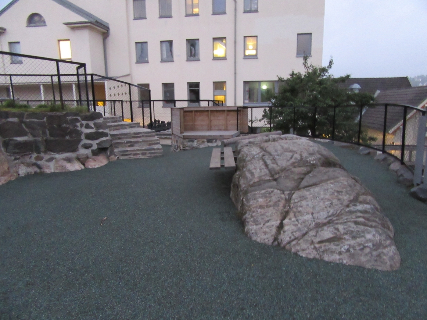 s1_9636.jpg