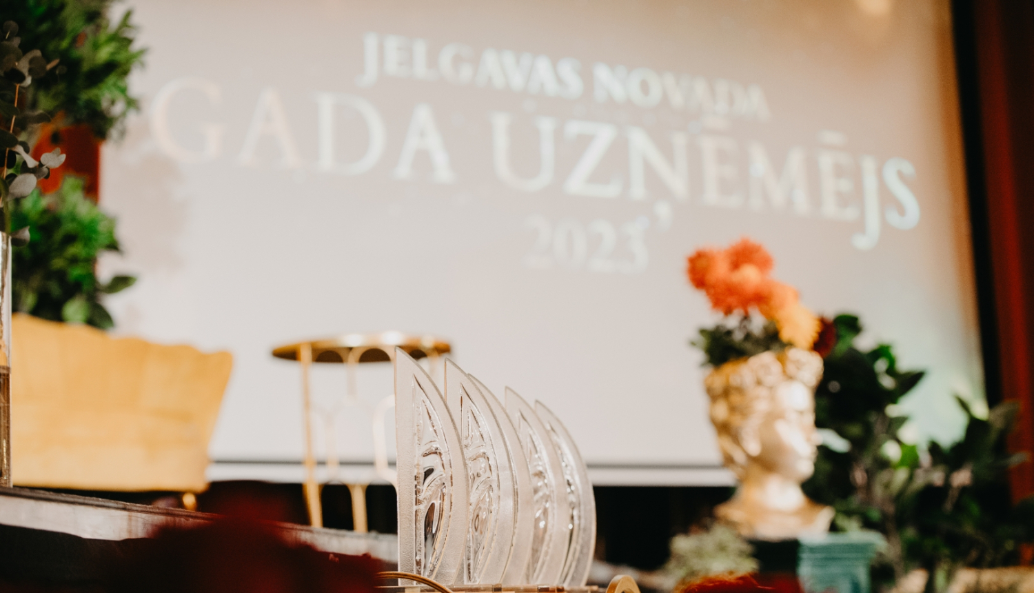 Pasniedz Jelgavas novada uzņēmēju Gada balvas 