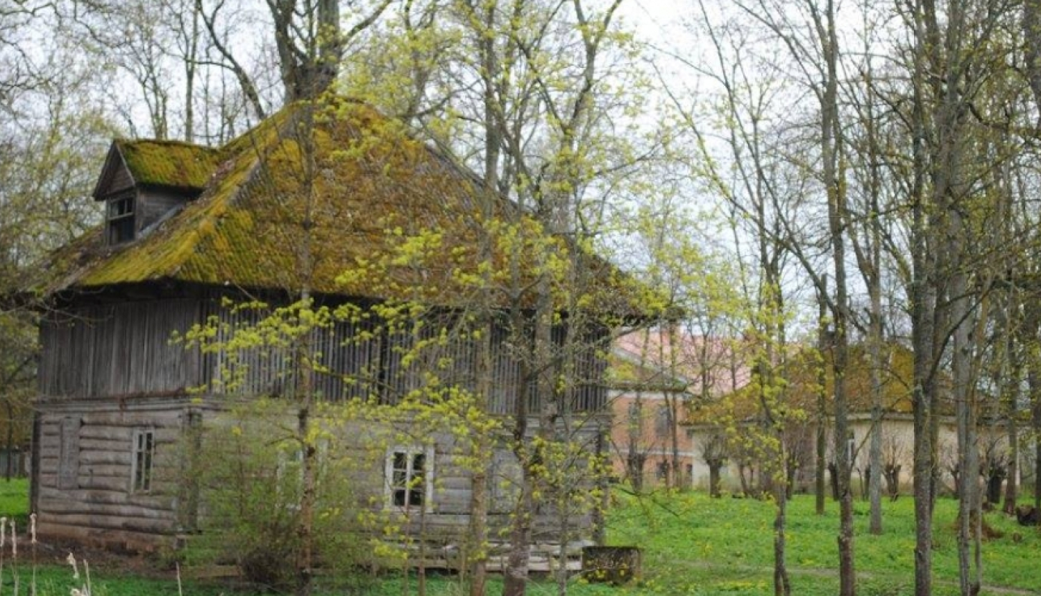 Lielplatones muižas ansambļa ēkas “Vešūzis” restaurācija