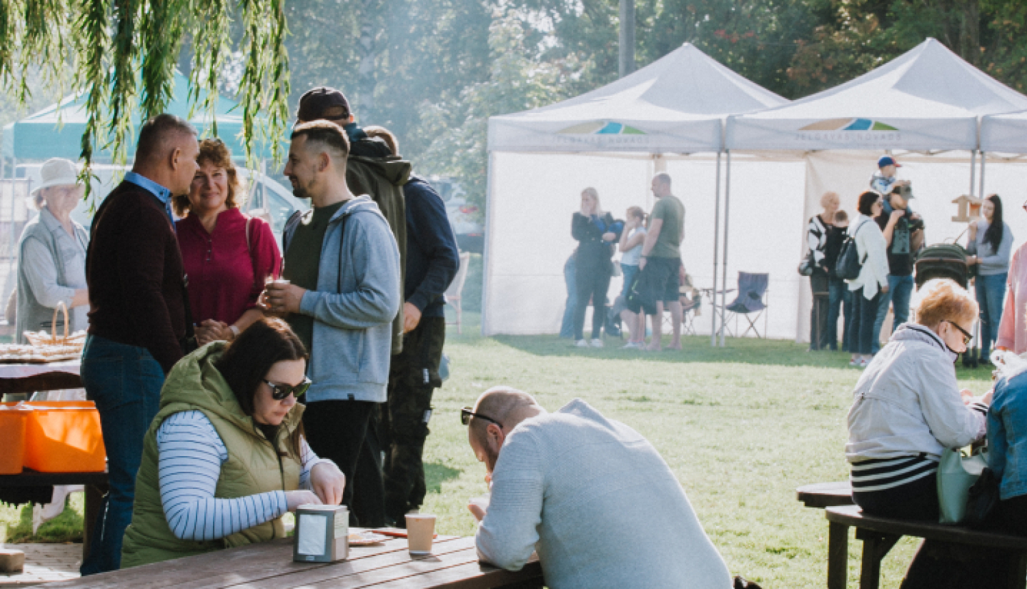 ēdinātājs, ražas tirgus