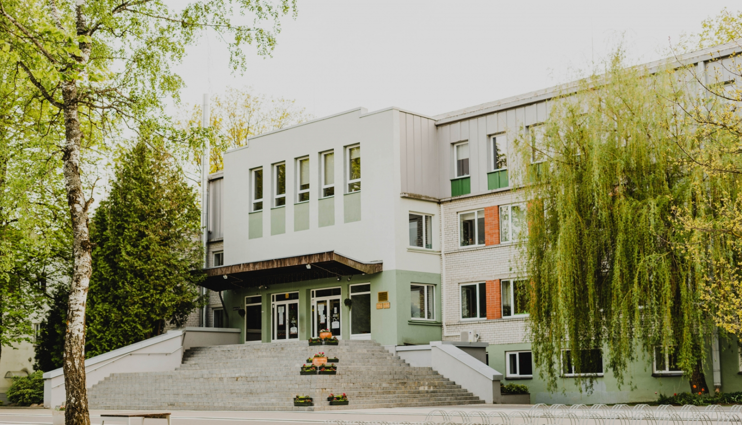 Ozolnieku vidusskola