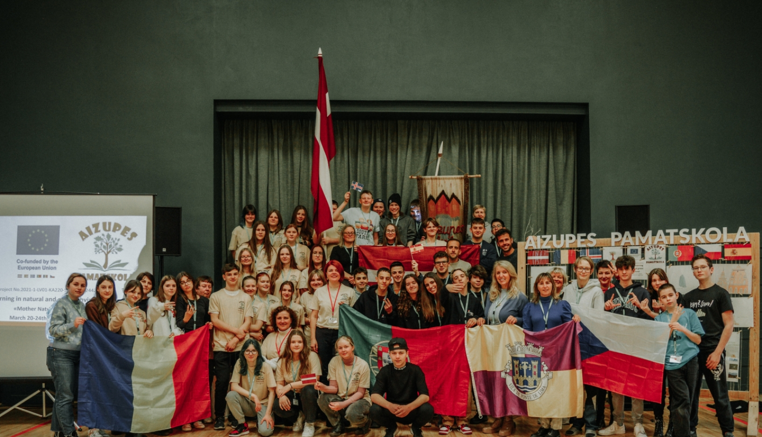 Aizupes pamatskola uzņem projekts